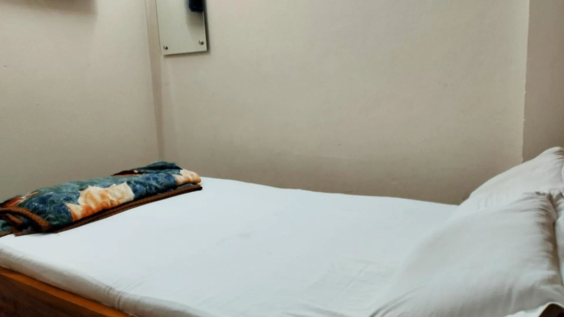 Hotel Labbaik-3 Shyamoli Branch Dhaka Bangladesh
