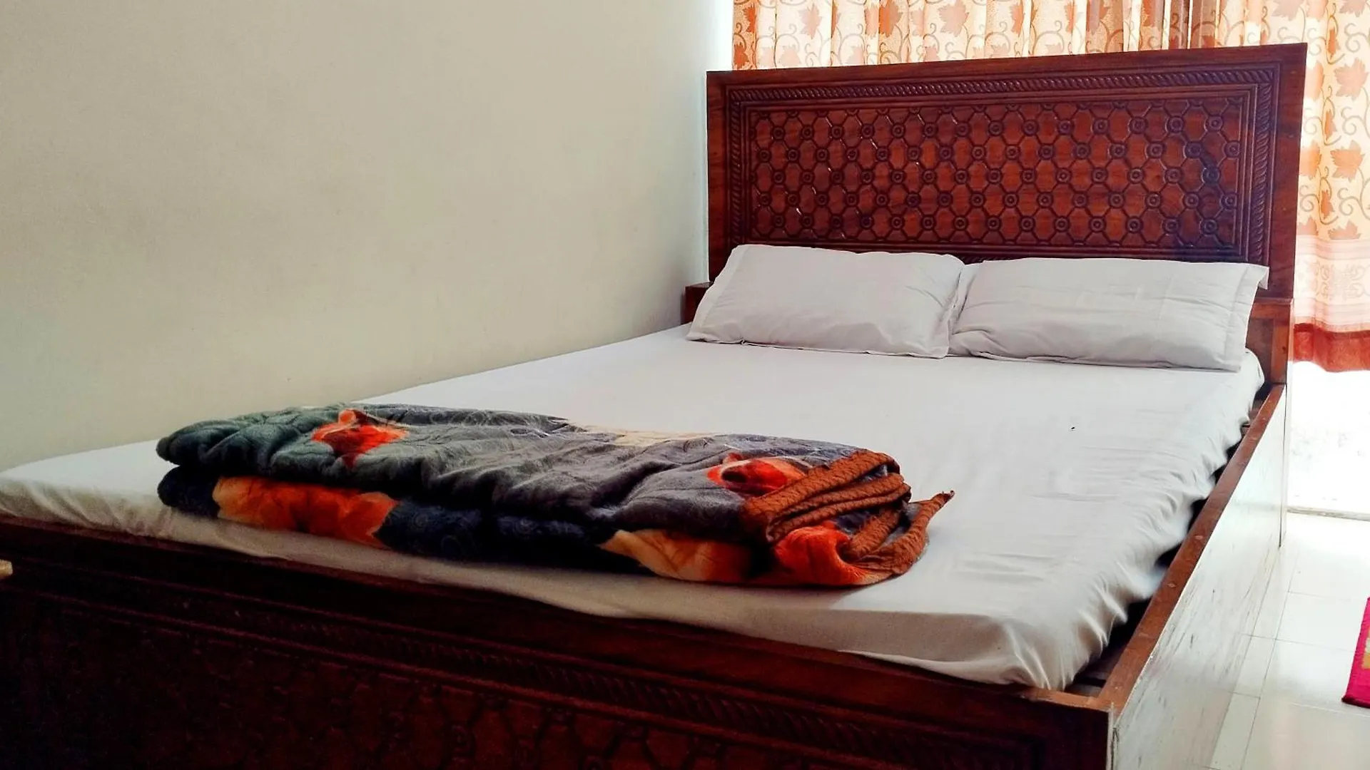 Hotel Labbaik-3 Shyamoli Branch ダッカ 3*,