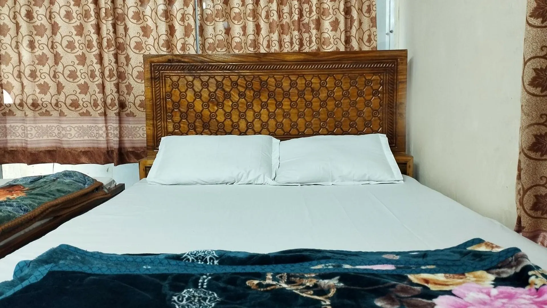 Hotel Labbaik-3 Shyamoli Branch ダッカ